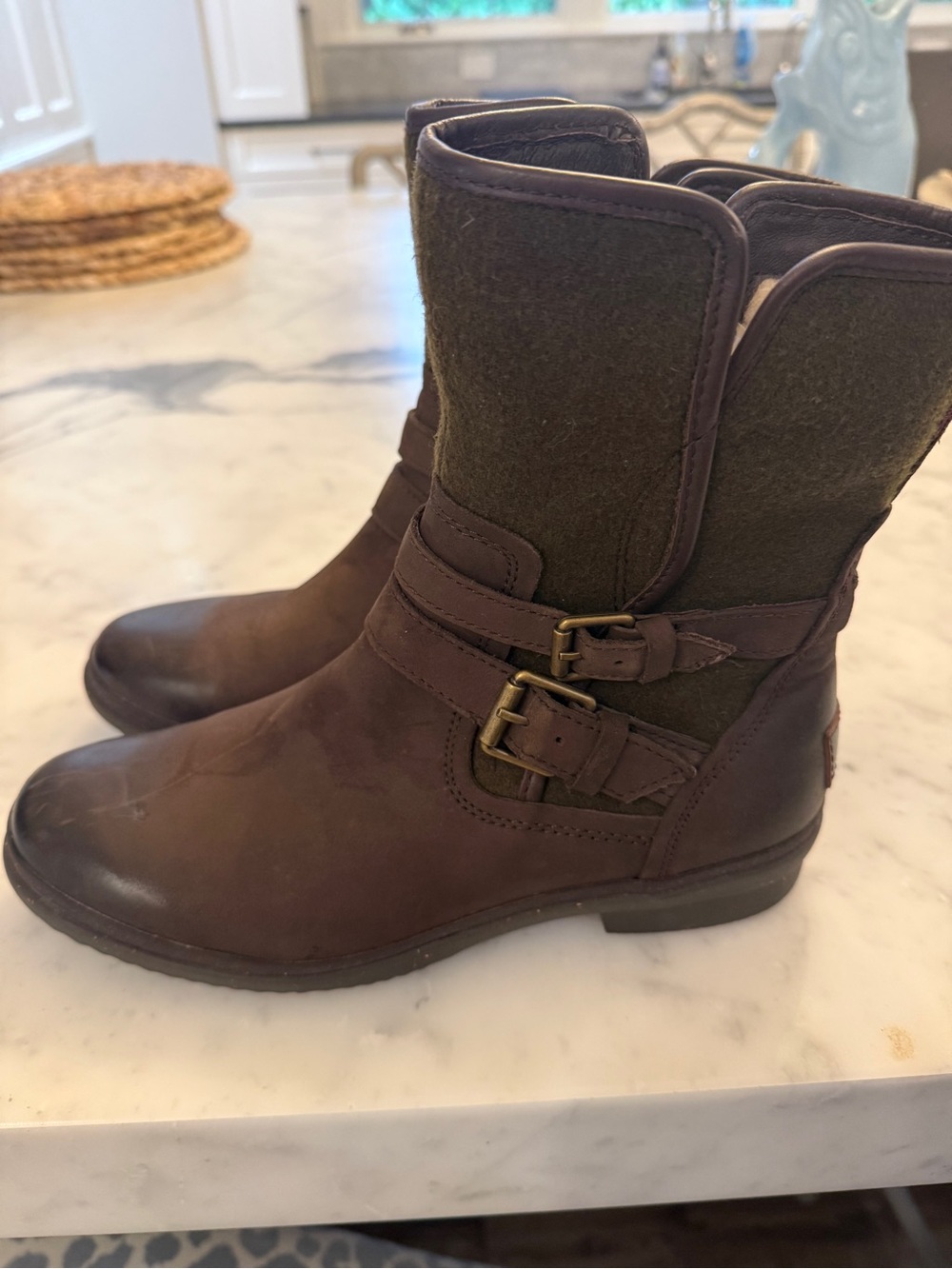 Women's UGG Brown Leather & Olive Mid-Calf Buckle Boots Size 8.5